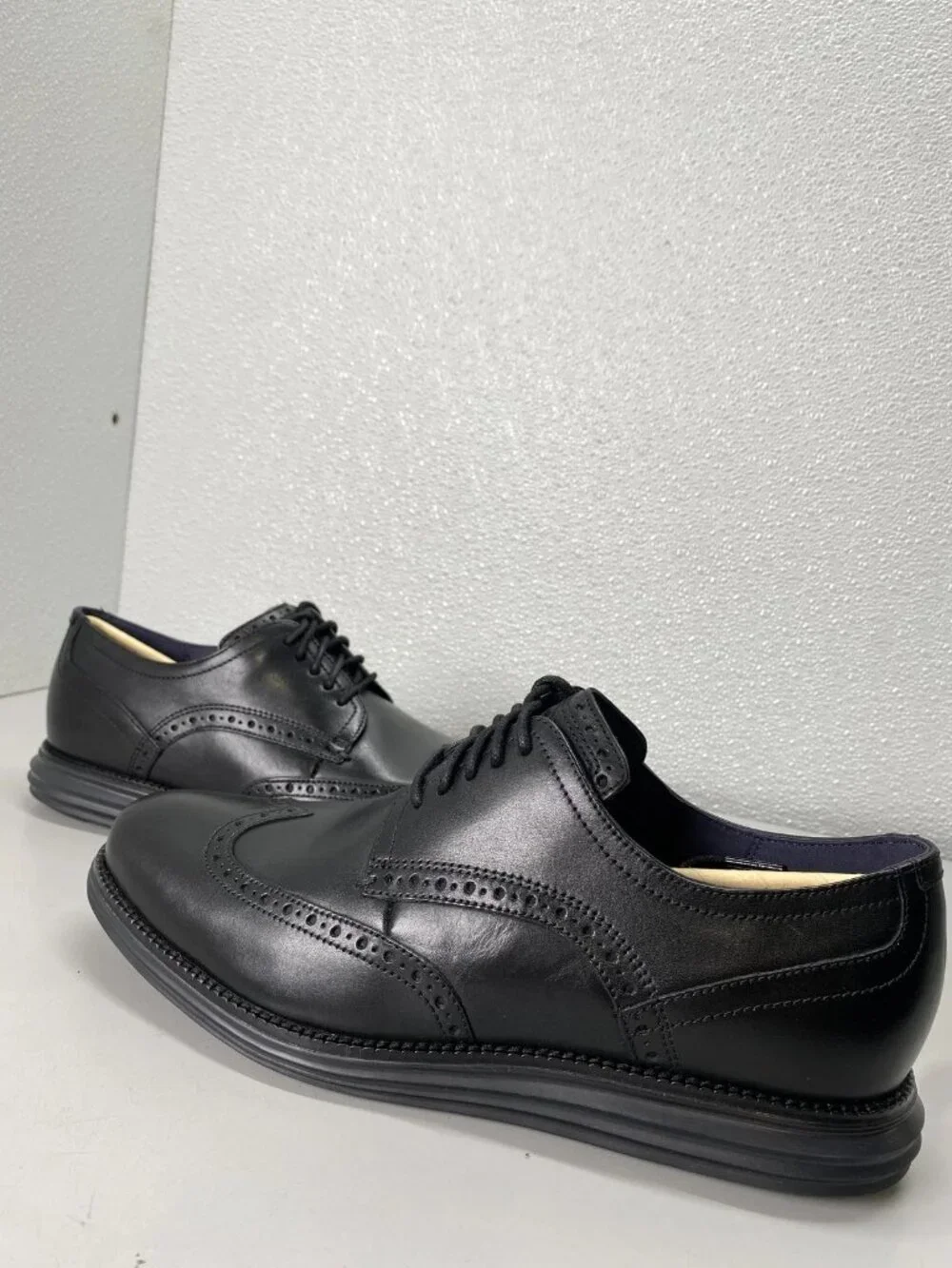 Cole Haan Mens Original Grand Wingtip Oxford Shoes Size 10 M Black, Black